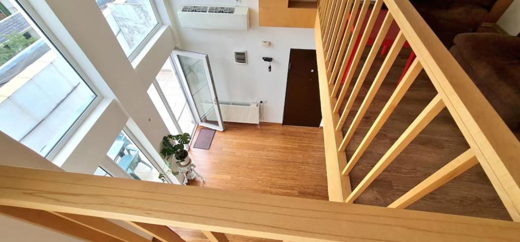 Duplex Apartment In The City Center Tbilisi Ngoại thất bức ảnh